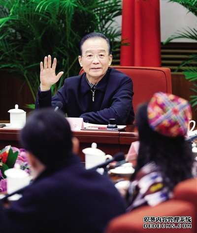 温家宝：本届政府任期将满 最后一年要善始敬终